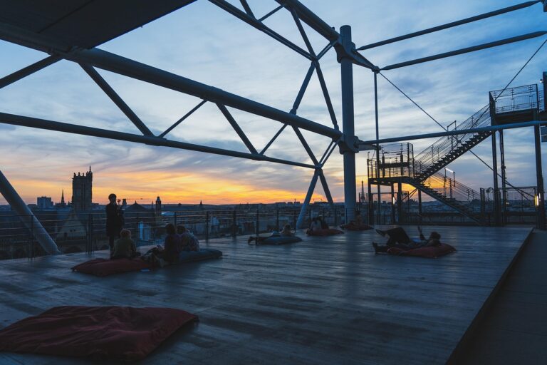 Louer un rooftop pour un evenement d’entreprise